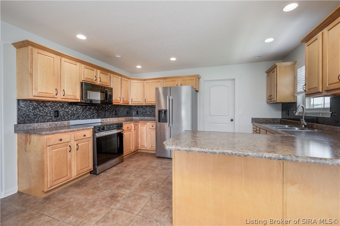 3044 Brookhill Court Property Photo 16