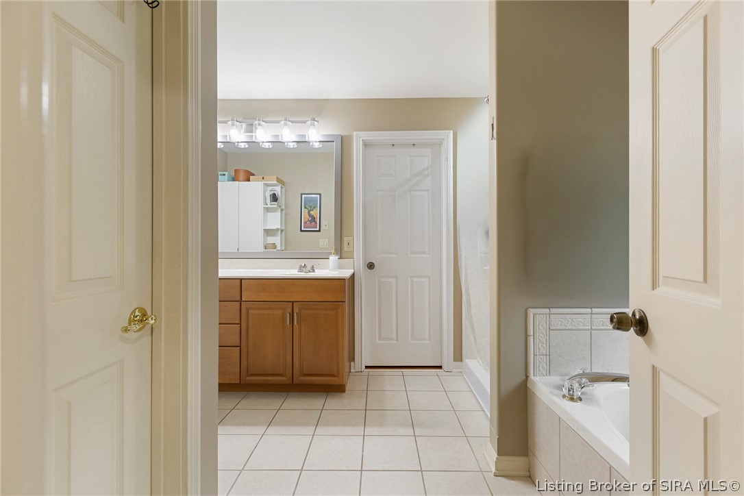 2707 Clearstream Court Property Photo 34
