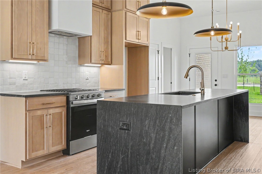 5030 Win Way Property Photo 12