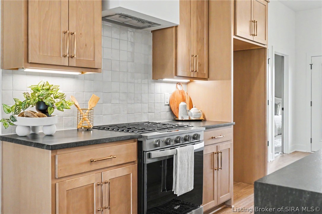 5030 Win Way Property Photo 16