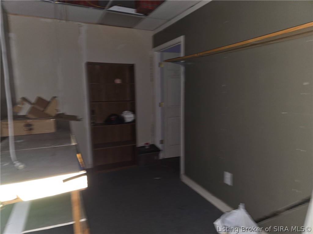 52 Public Square Property Photo 8