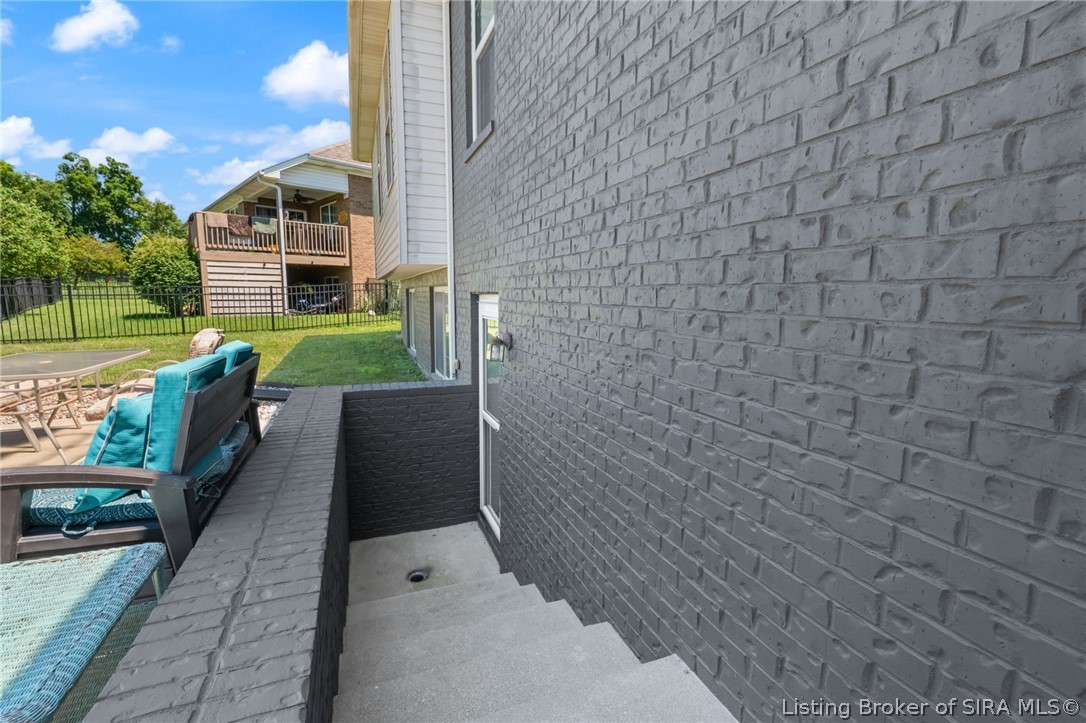 5503 Covington Drive Property Photo 12