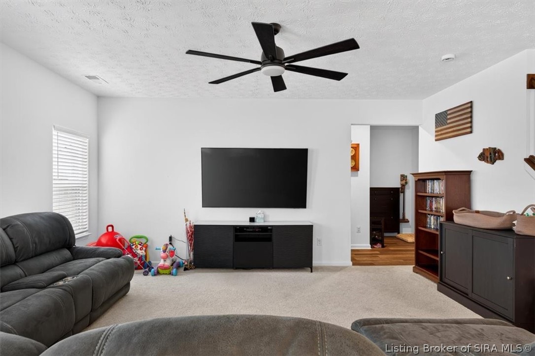 8126 Lucas Lane Property Photo 11