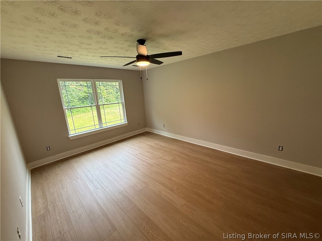 8022 Hudson Lane Property Photo 4