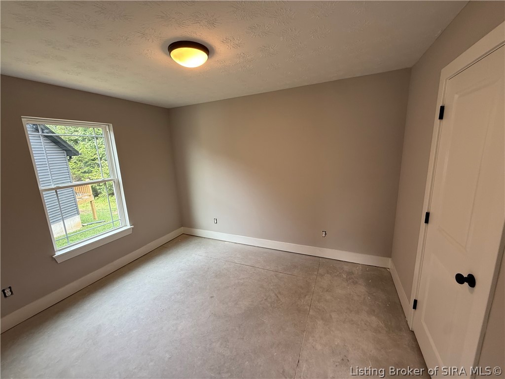 8022 Hudson Lane Property Photo 6