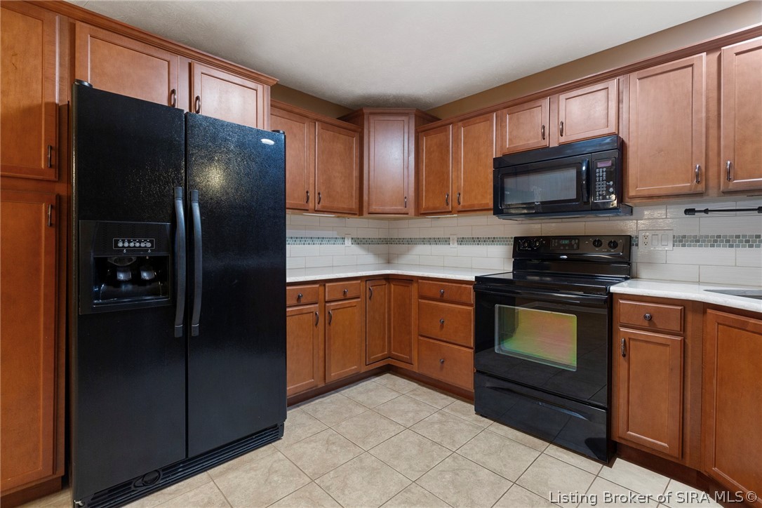 5411 Mansfield Way Property Photo 11