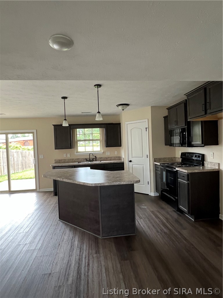 7311 Meyer Loop Property Photo 6