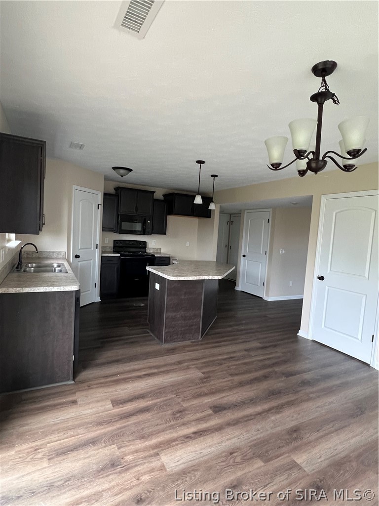 7311 Meyer Loop Property Photo 7