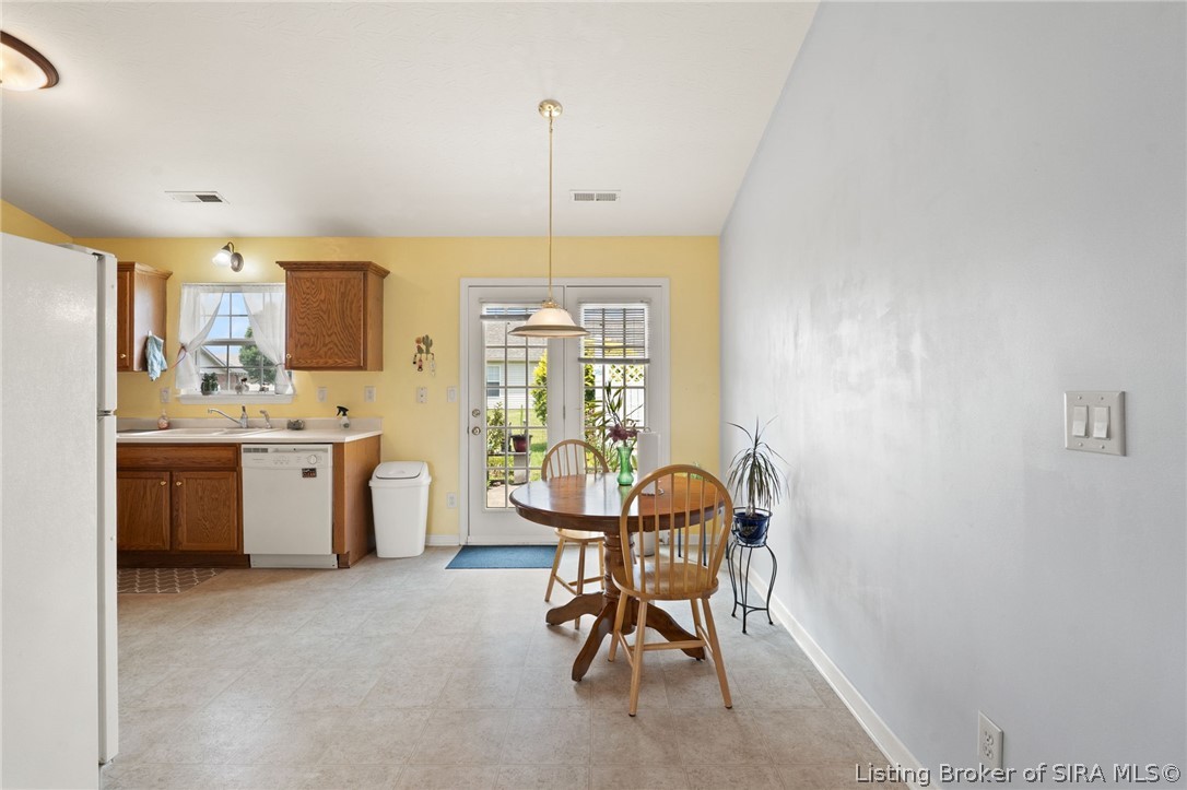 5935 Pine View Court Property Photo 19