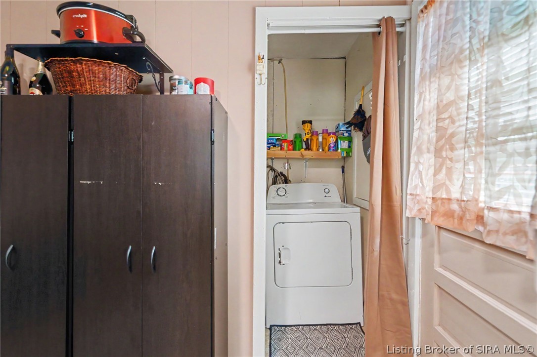 932 Whelan Lane Property Photo 10