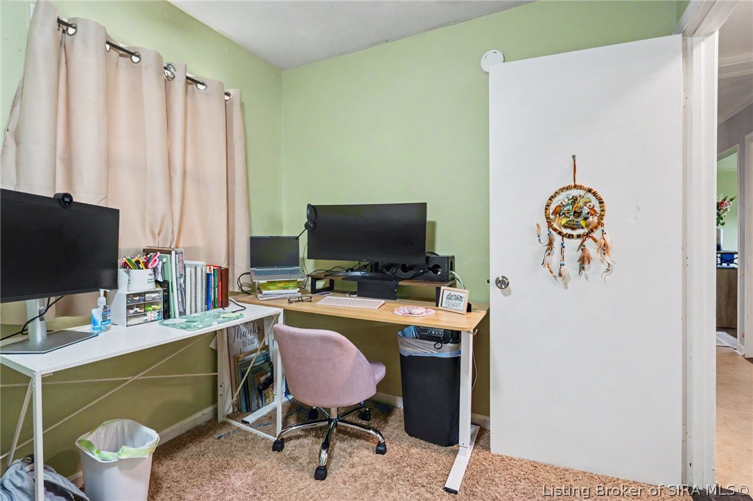 932 Whelan Lane Property Photo 13