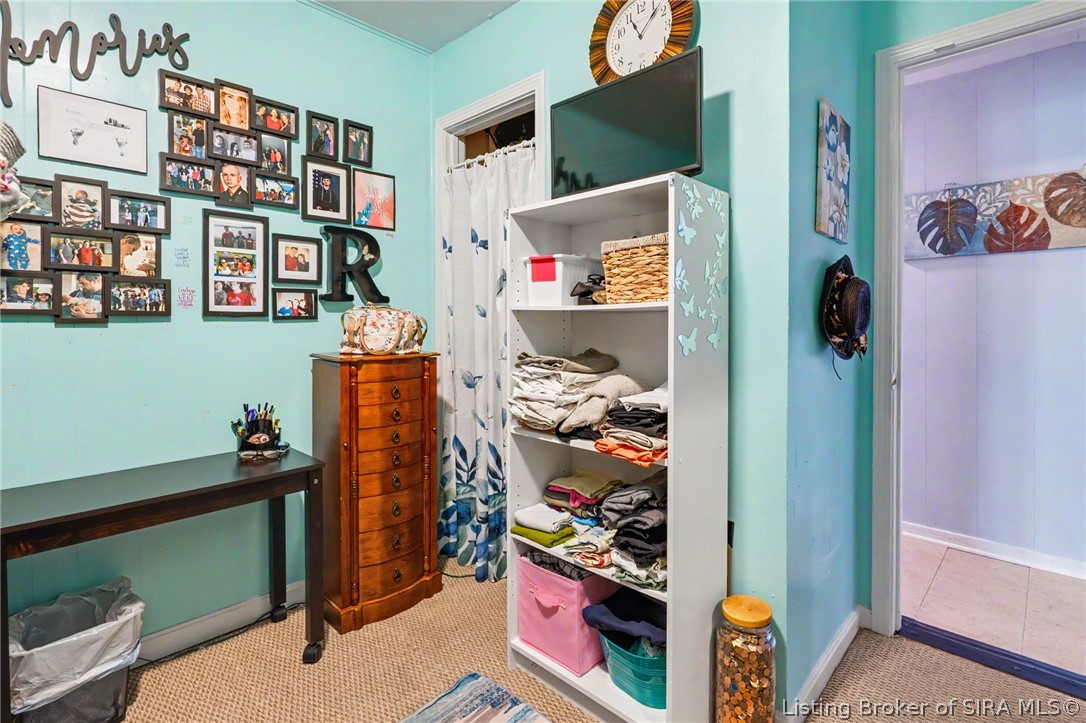 932 Whelan Lane Property Photo 17