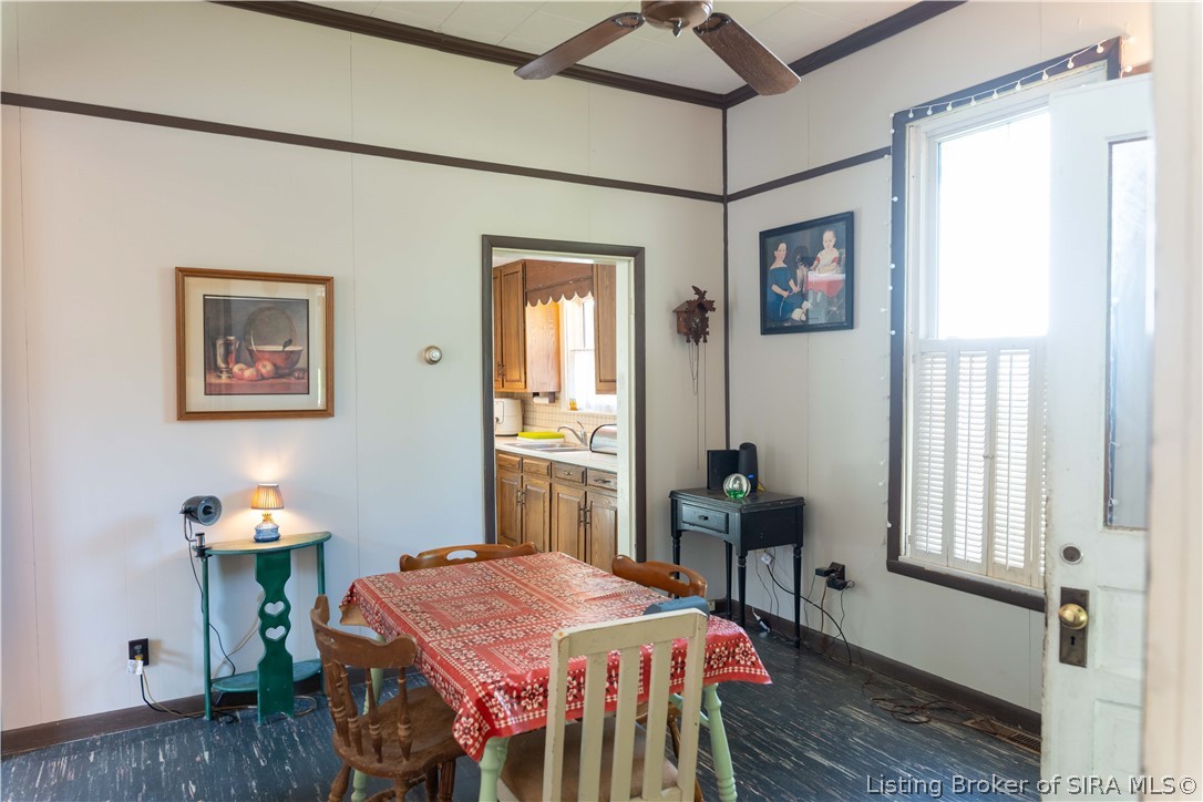 819 E Walnut Street Property Photo 20