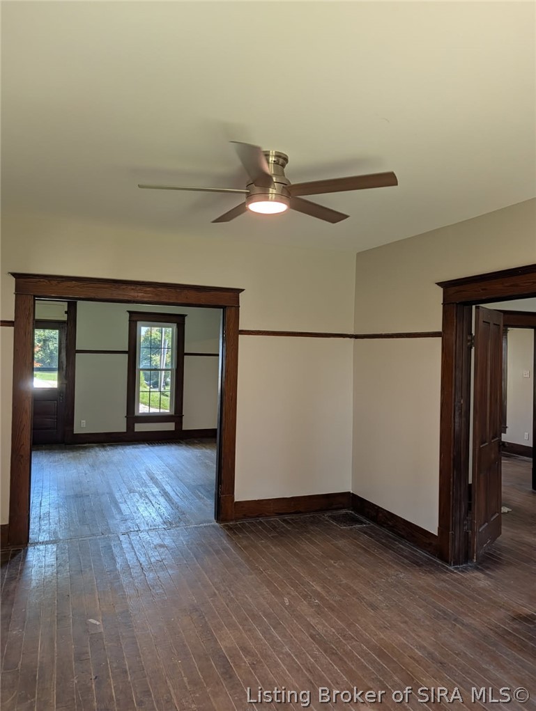 588 Se Main Street Property Photo 18