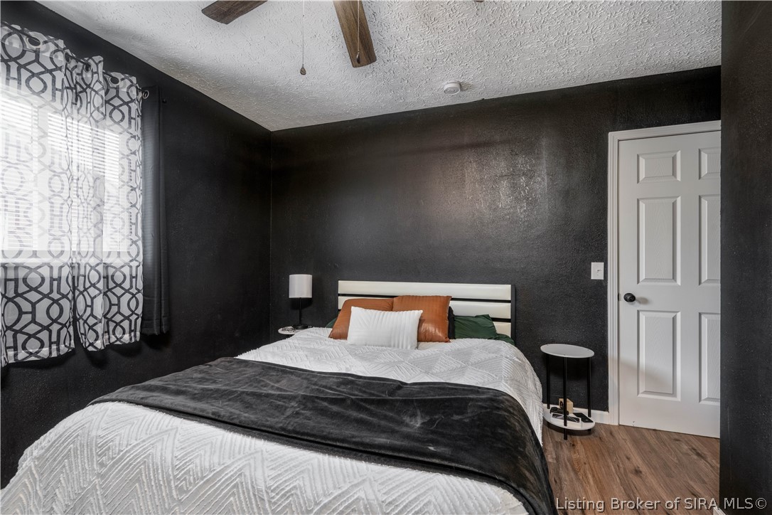 805 Foxglove Drive Property Photo 14