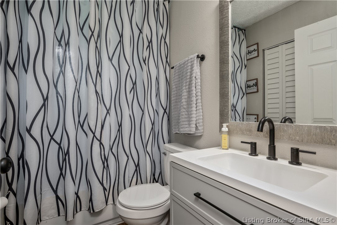 805 Foxglove Drive Property Photo 15