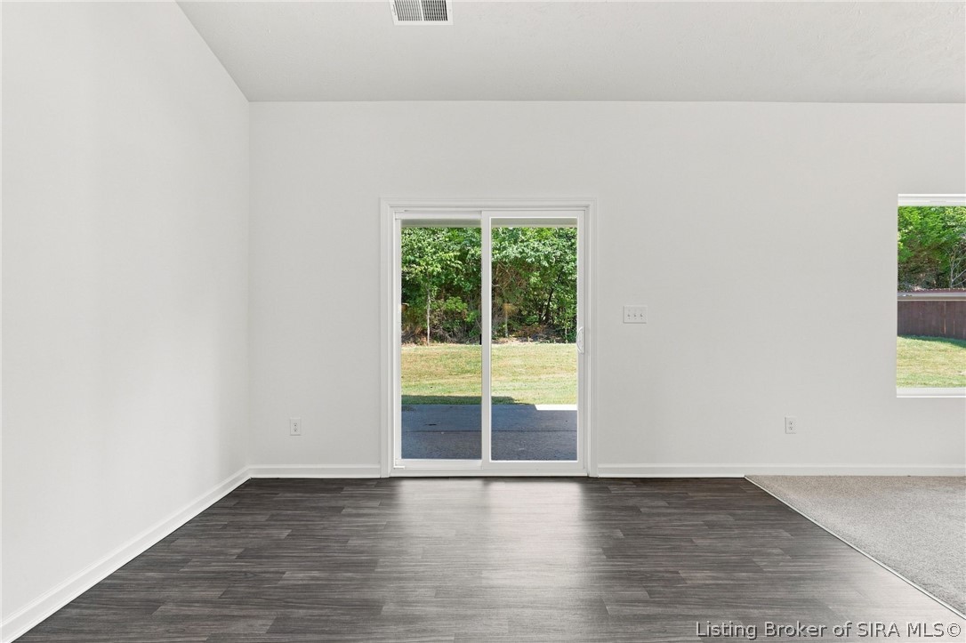 4044 Oakstone Drive Property Photo 18