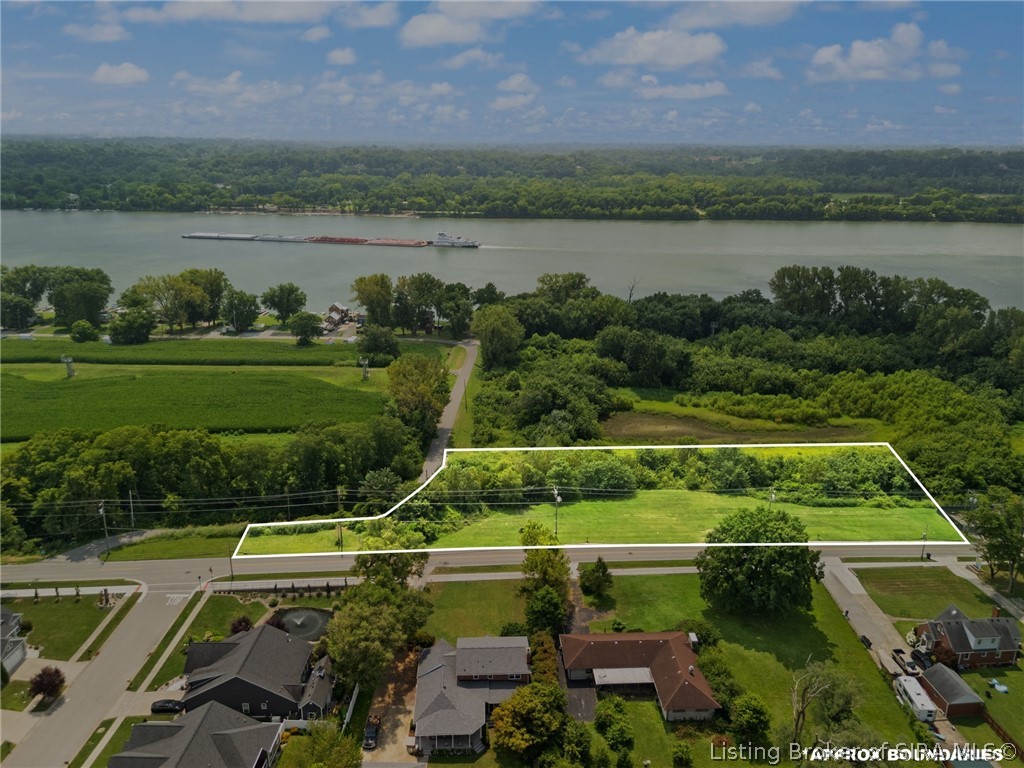 03 Utica Pike Property Photo 2