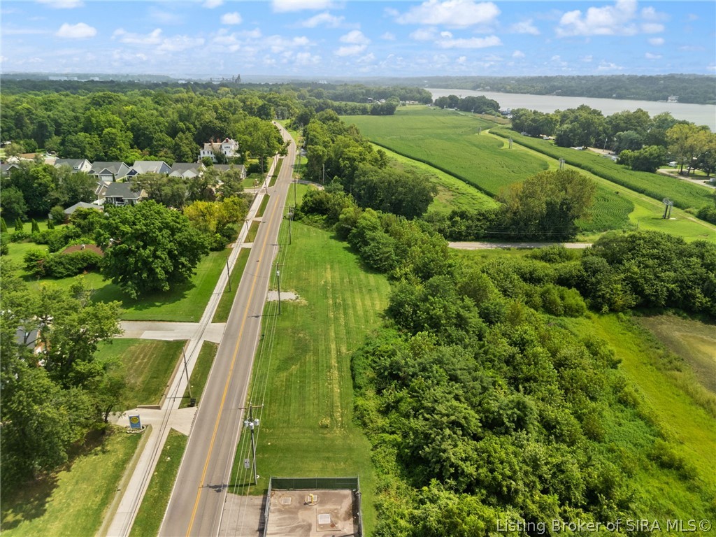03 Utica Pike Property Photo 10