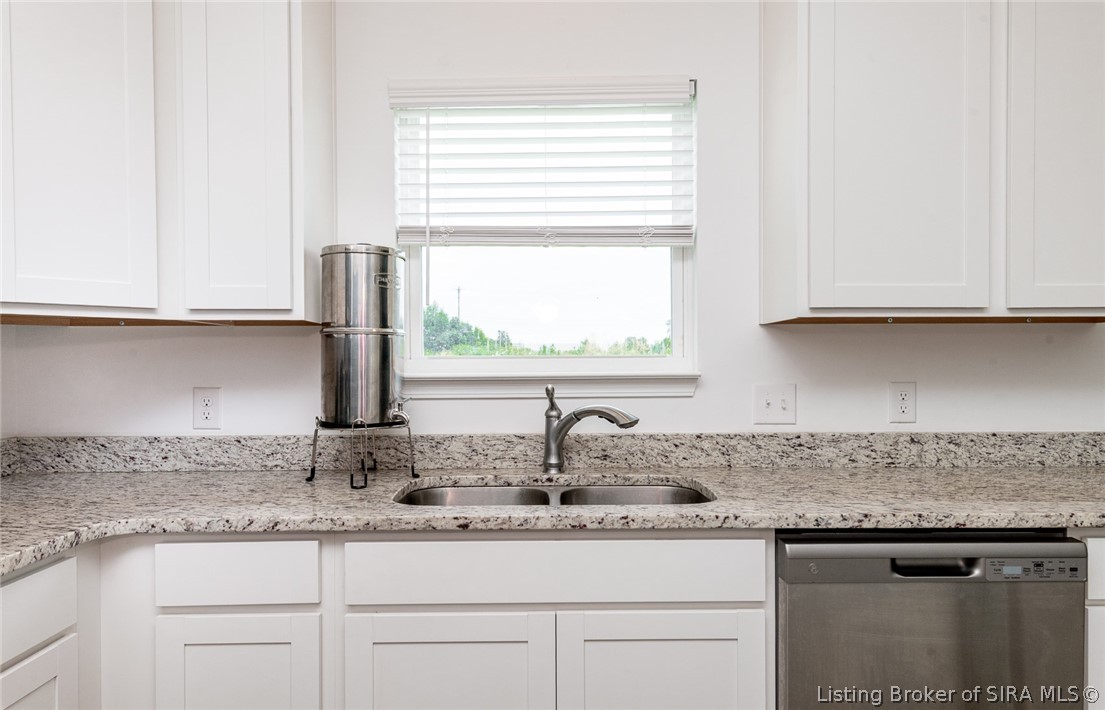 8008 Stacy Springs Boulevard Property Photo 18