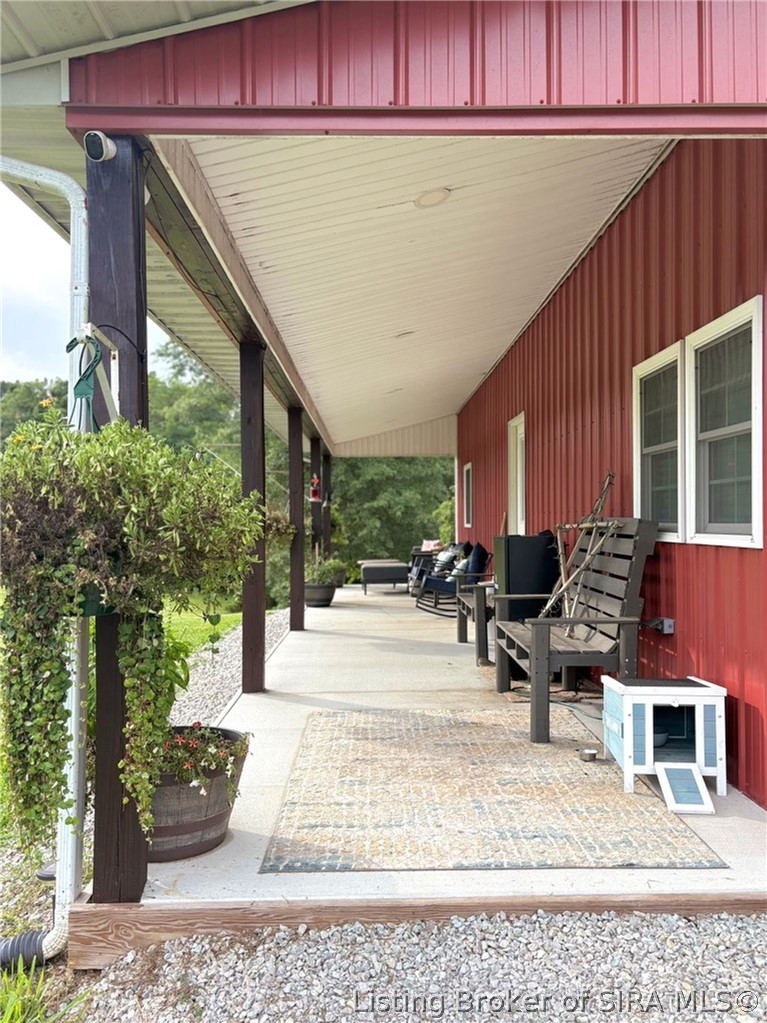 12223 Cole Road Property Photo 4