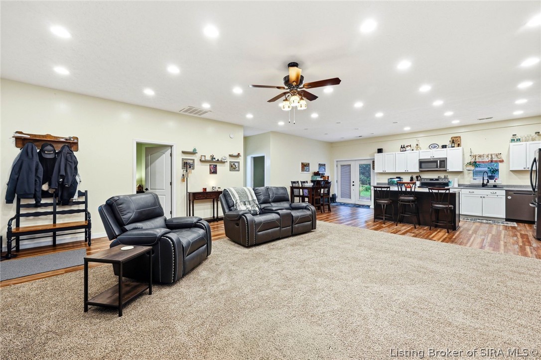 12223 Cole Road Property Photo 7
