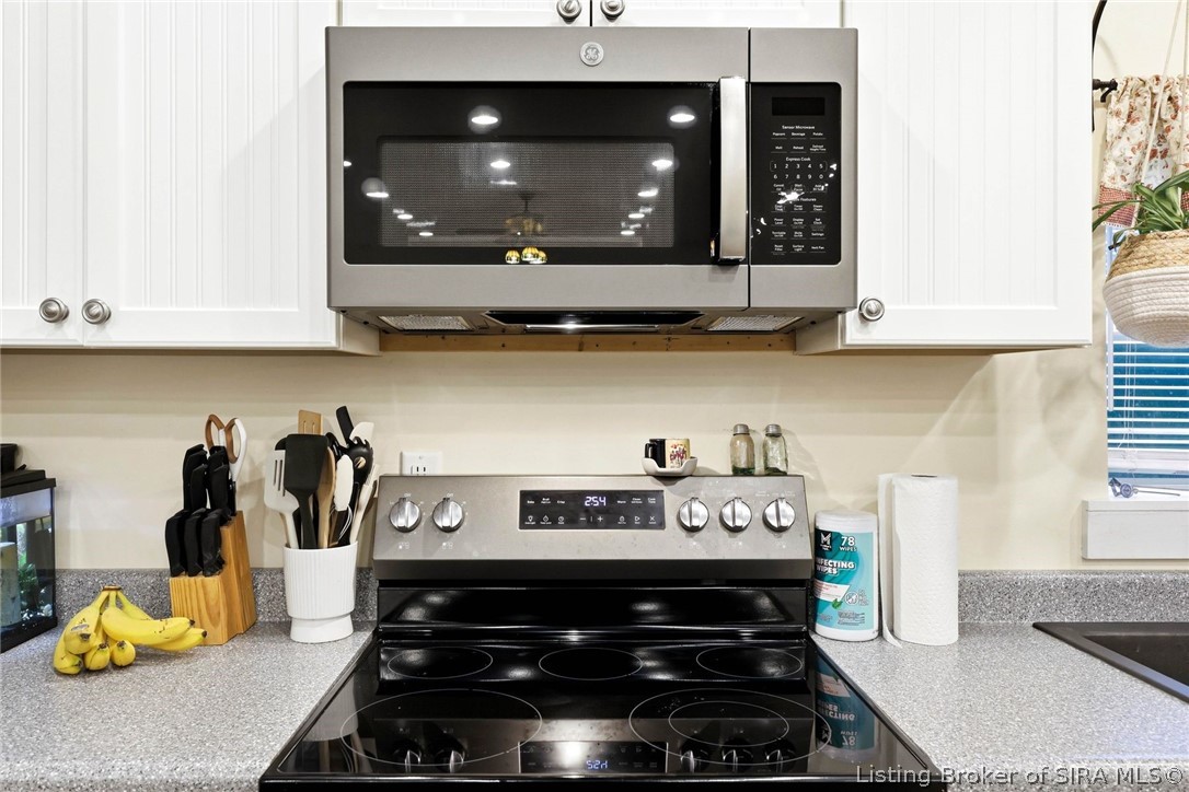 12223 Cole Road Property Photo 10