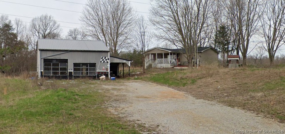 2767 S Hickory Grove Road Property Photo 5