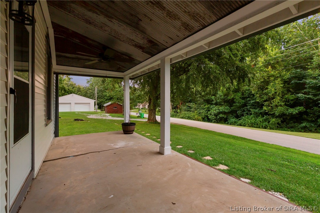 5944 E Borden Road Property Photo 17