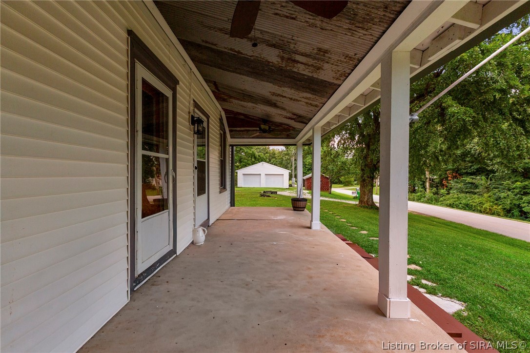 5944 E Borden Road Property Photo 18