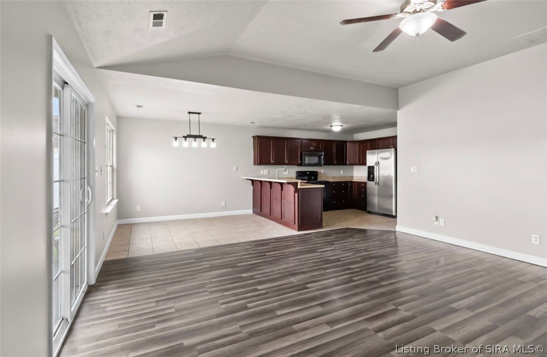 12310 Pinta Place Property Photo 8