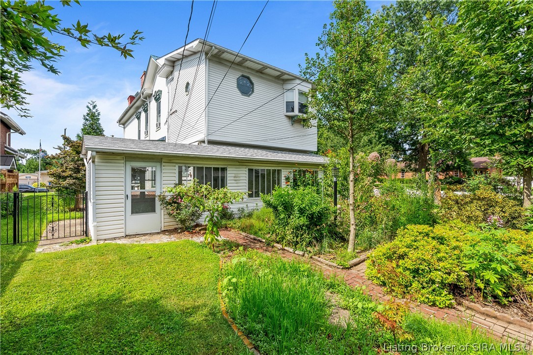1118 E Market Street Property Photo 60