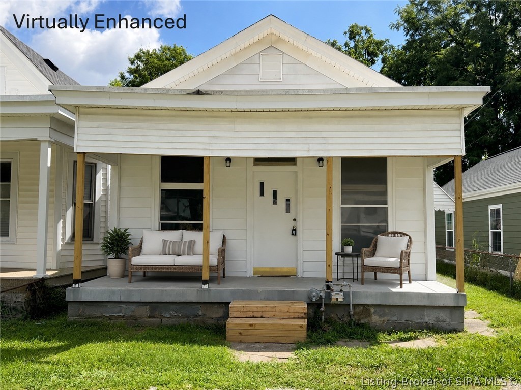 332 E 16th Street Property Photo 2