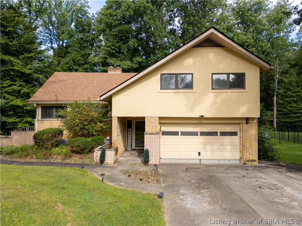121 Forest Drive Property Photo 1