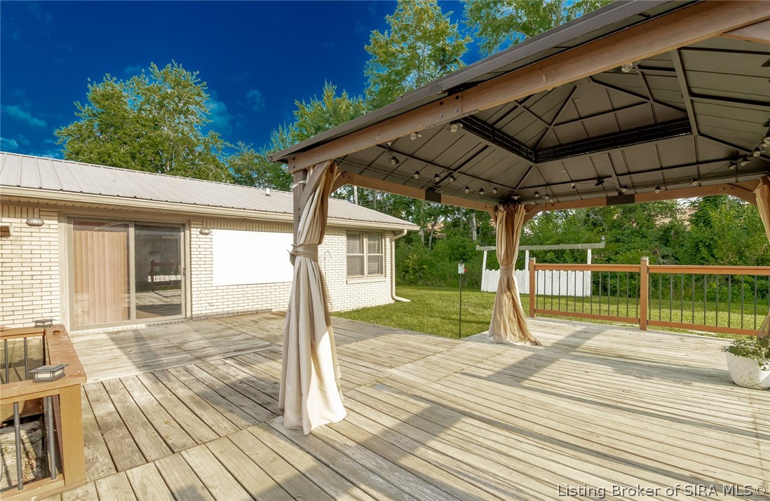 406 Mouser Street Property Photo 7