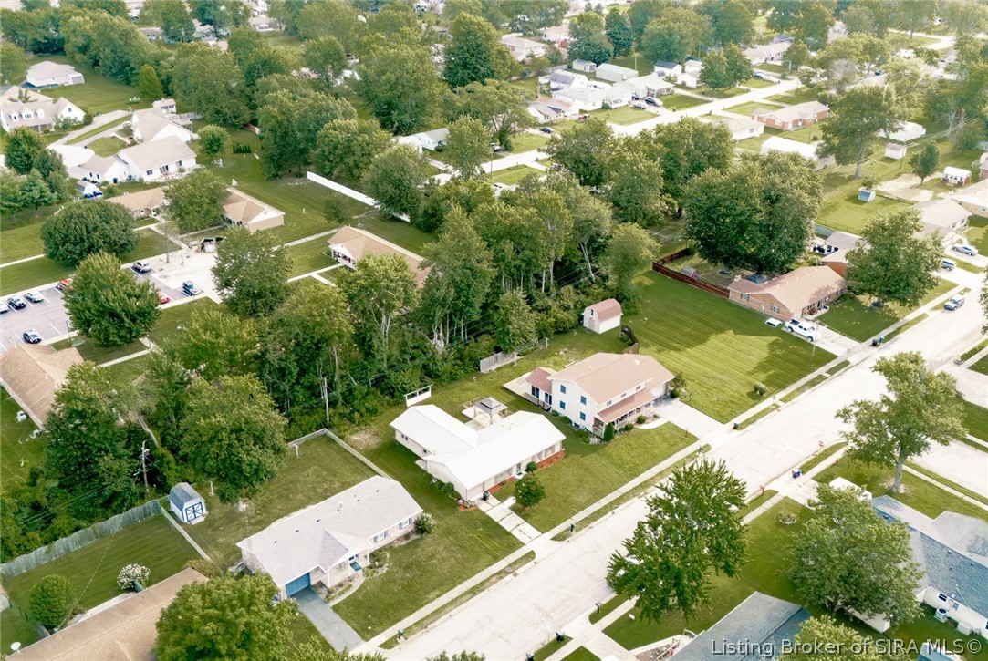 406 Mouser Street Property Photo 9