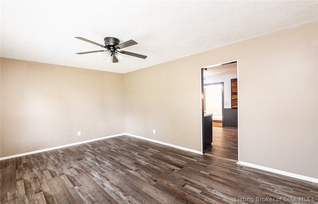 406 Mouser Street Property Photo 11