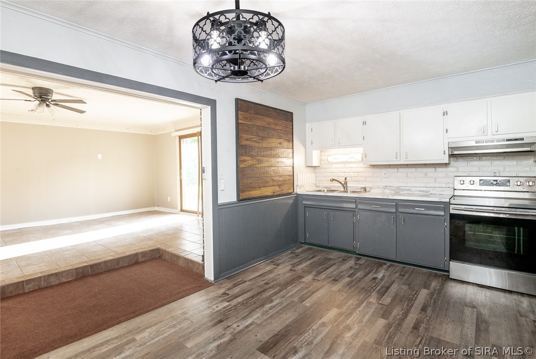406 Mouser Street Property Photo 16