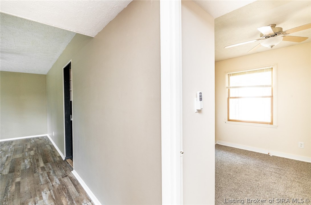 406 Mouser Street Property Photo 32
