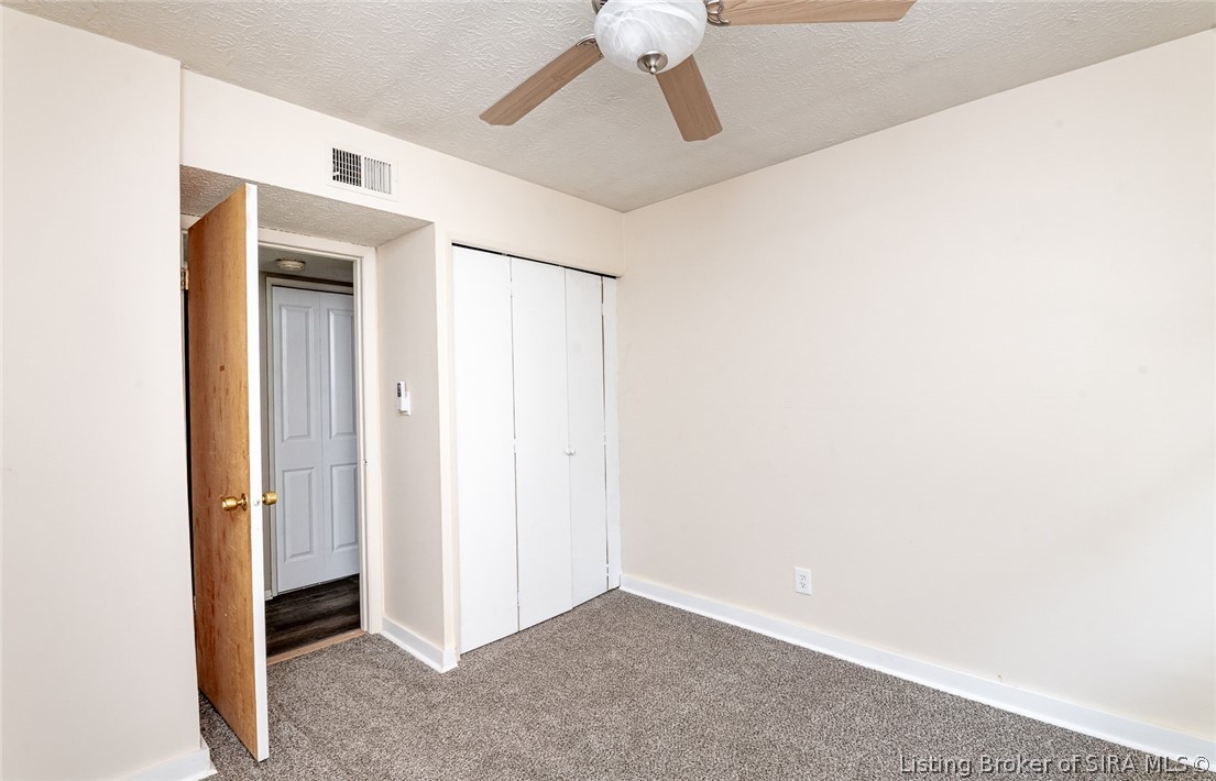 406 Mouser Street Property Photo 34