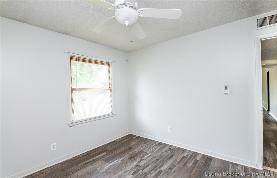406 Mouser Street Property Photo 45