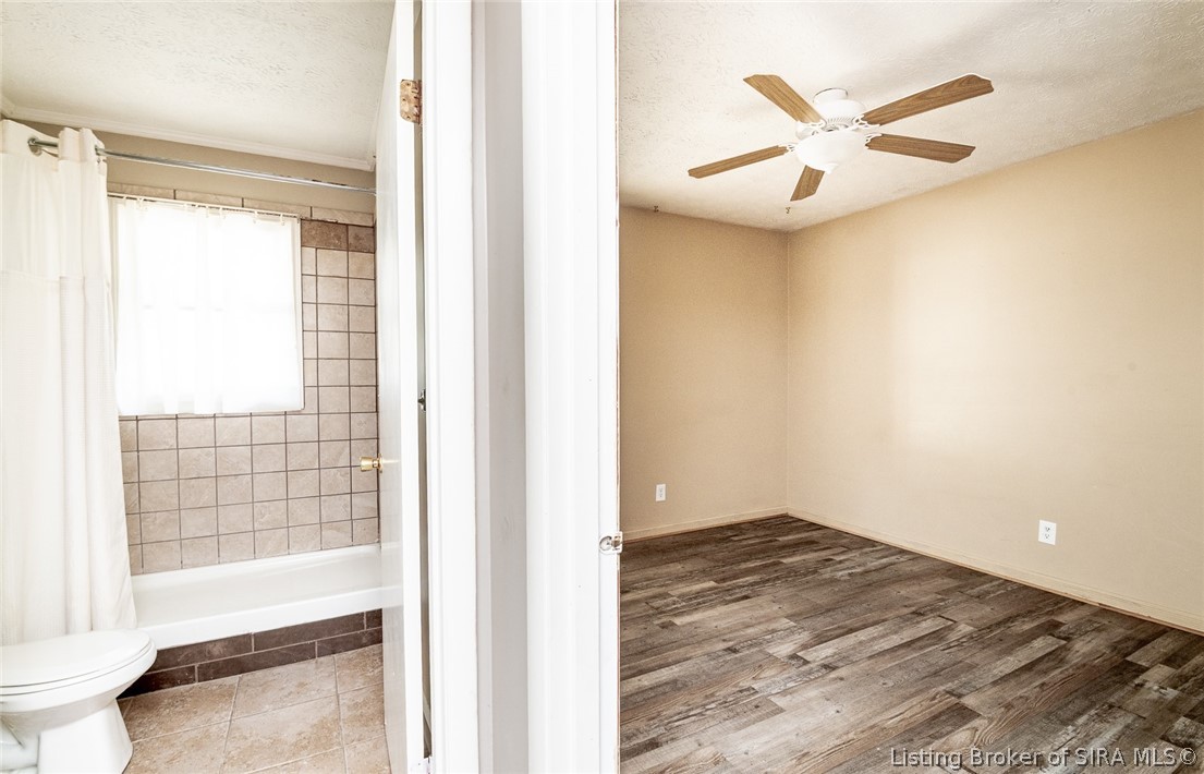 406 Mouser Street Property Photo 46