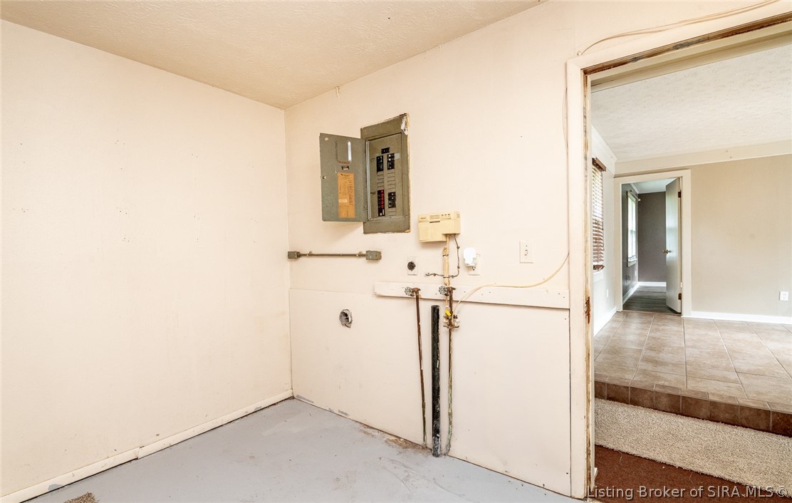 406 Mouser Street Property Photo 53