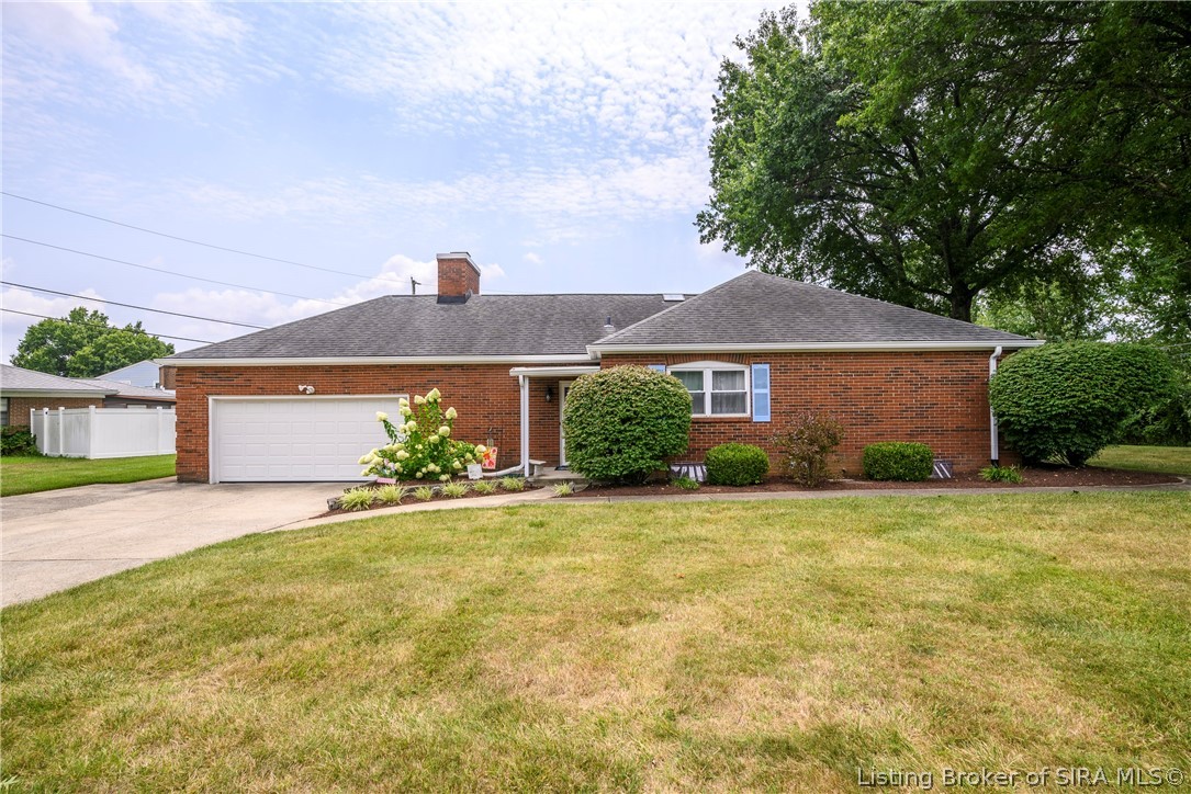 500 Bentbrook Drive Property Photo 3