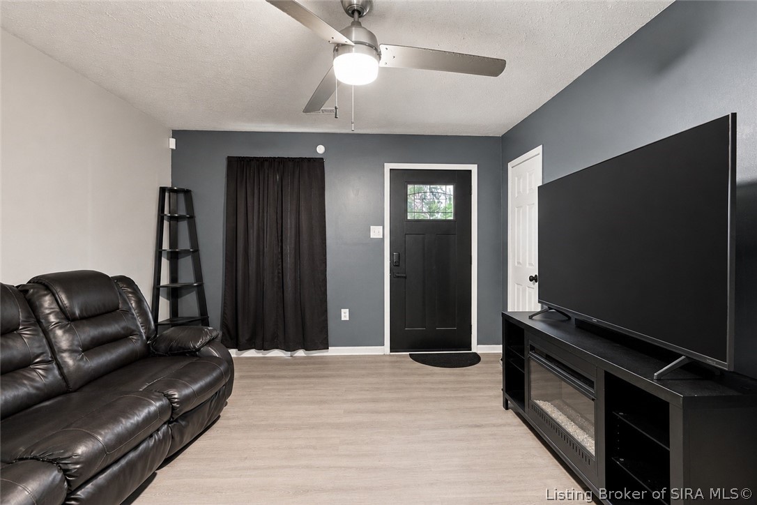 1790 Payne Street Property Photo 5