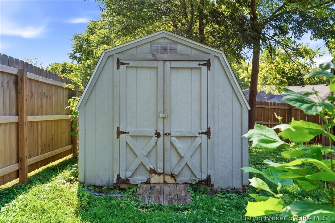1790 Payne Street Property Photo 23