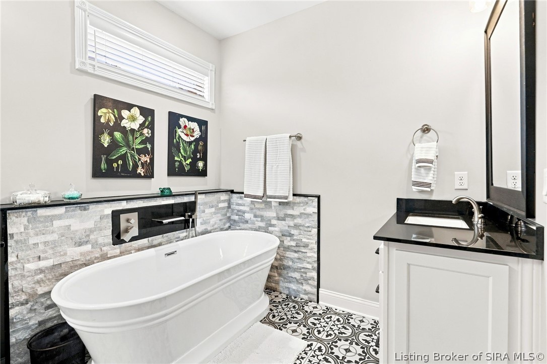 12402 Hermitage Trail Property Photo 43