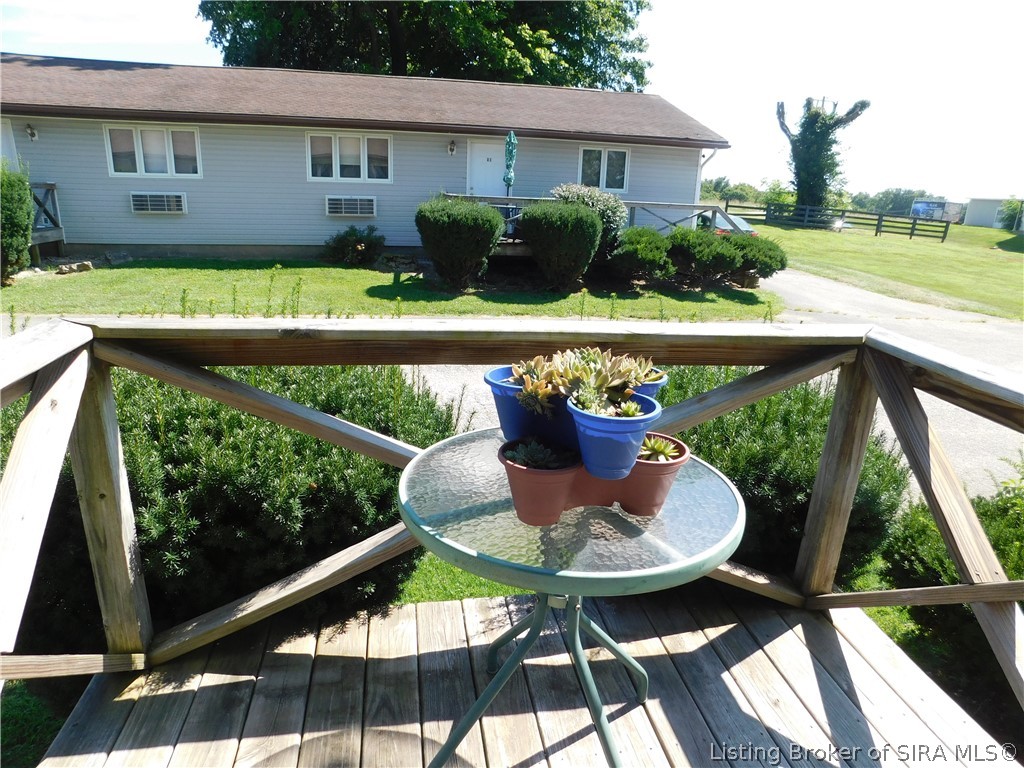 10 Campbell Court Property Photo 2