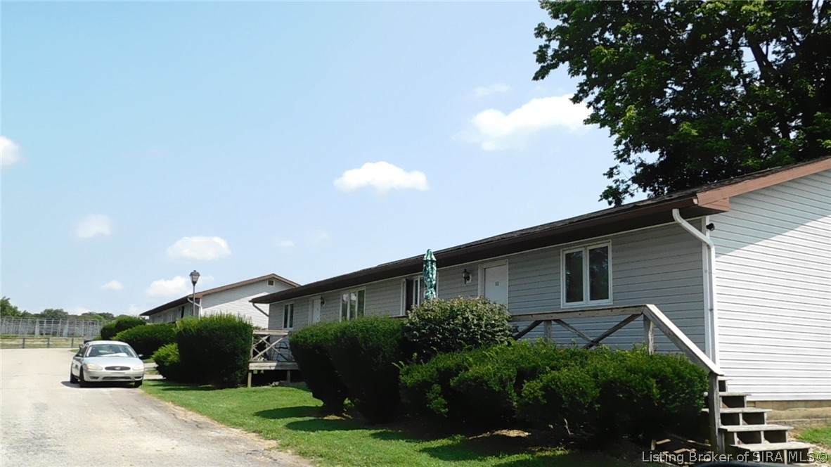 10 Campbell Court Property Photo 10