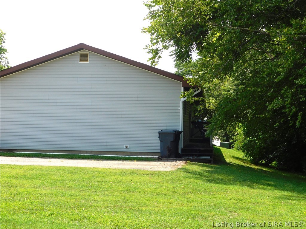 10 Campbell Court Property Photo 11